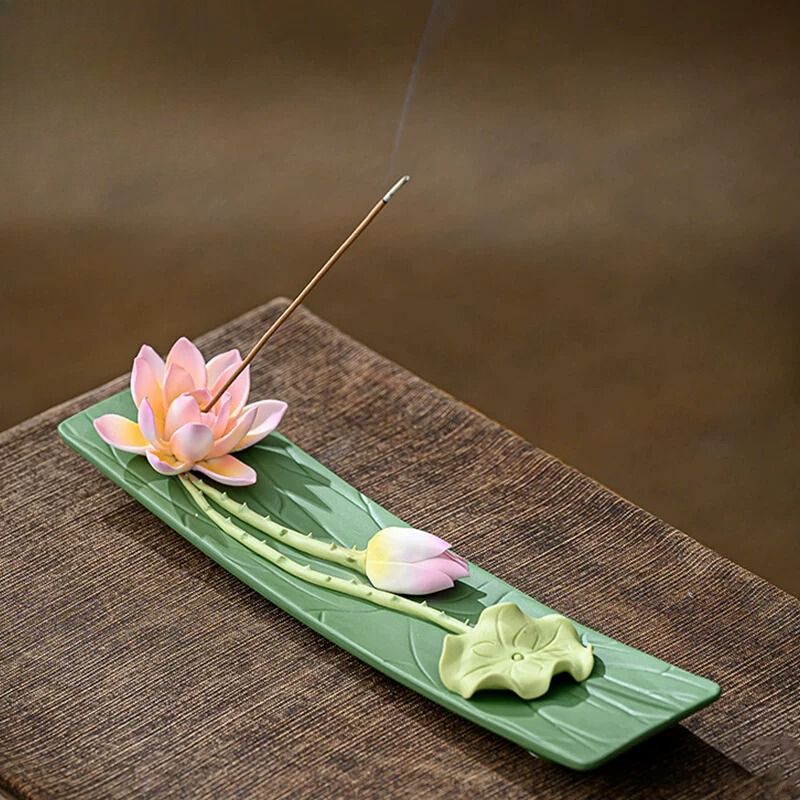 Interior Design Zen - ที่ใส่ธูปเซรามิก CZ รูปดอกบัว งานแฮนด์เมด ถาดรองธูป ดีไซน์ดอกบัว