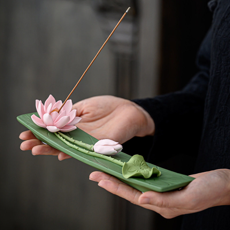 ที่ใส่ธูปเซรามิก CZ รูปดอกบัว  - Interior Design Zen บทวิจารณ์และราคา